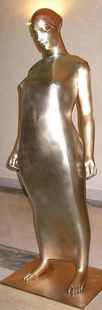 Ragazza in piedidi Giuliano Vangi (2003) Statua in metallo, cm. 184x66x52