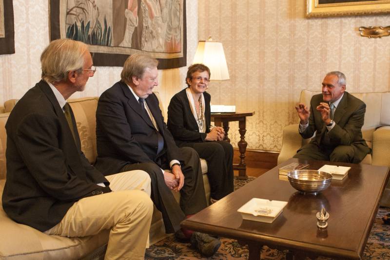 Il Presidente Grasso incontra i nuovi senatori a vita, senatore Renzo Piano, senatrice Elena Cattaneo e senatore Carlo Rubbia.