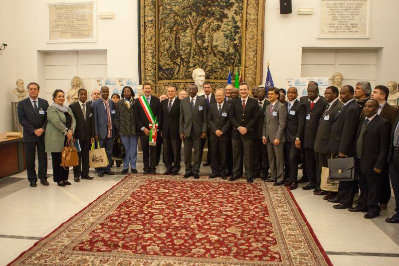 La foto con i delegati internazionali al VII Meeting internazionale 