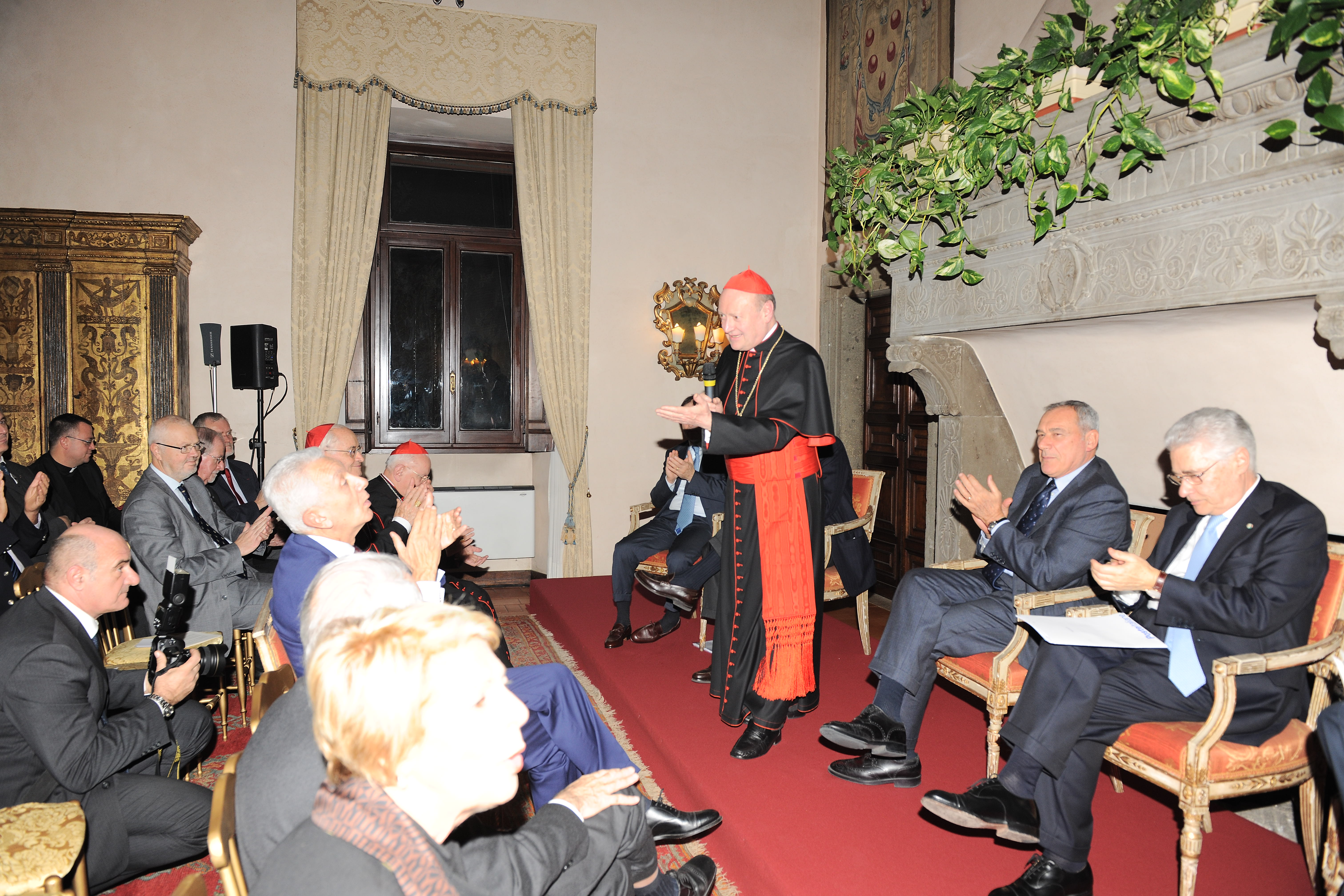 Il Cardinale Gianfranco Ravasi nell'indirizzo di saluto all'incontro 