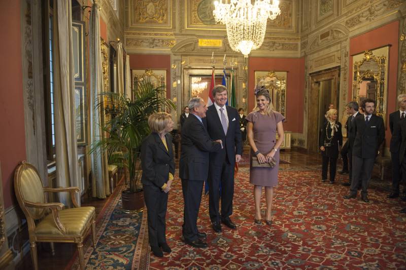 Il Presidente Grasso e consorte accolgono i reali dei Paesi Bassi
