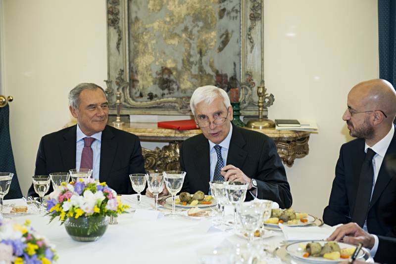 Il Presidente Pietro Grasso durante il pranzo di lavoro con gli Ambasciatori dei Paesi dell'Unione europea