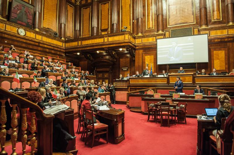 Il presidente Grasso ha presieduto la riunione plenaria dell'Organismo europeo durante l'intervento del Presidente del Consiglio Italiano