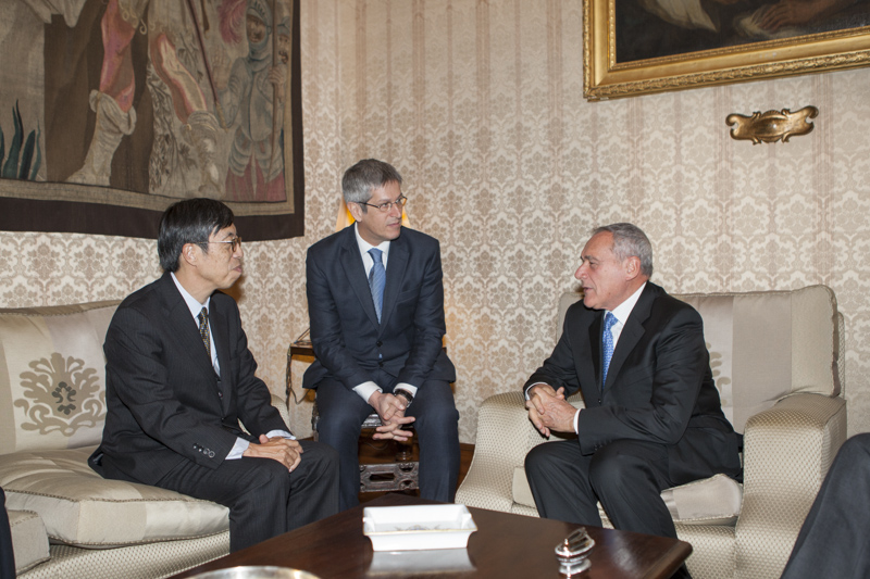 Il Presidente del Senato, Pietro Grasso, riceve in visita l'Ambasciatore del Giappone, Kazuyoshi UMEMOTO