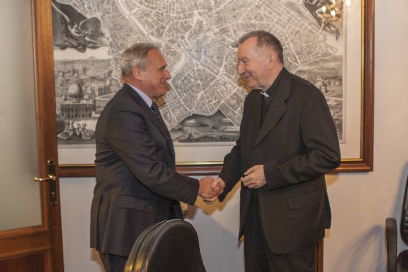 Il Presidente Grasso con il Cardinale Pietro Parolin, Segretario di Stato di Sua Santità