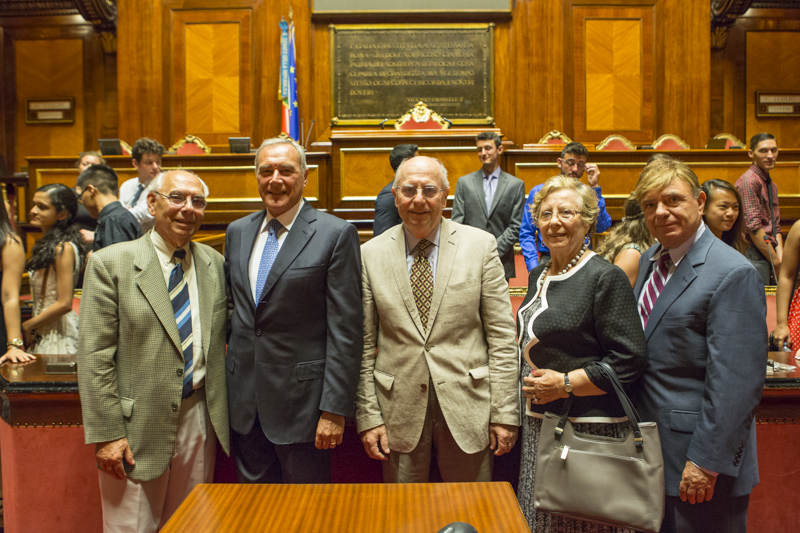 Il Presidente Grasso con i professori della Stony Brook University di New York e il senatore Kenneth P. LaValle.