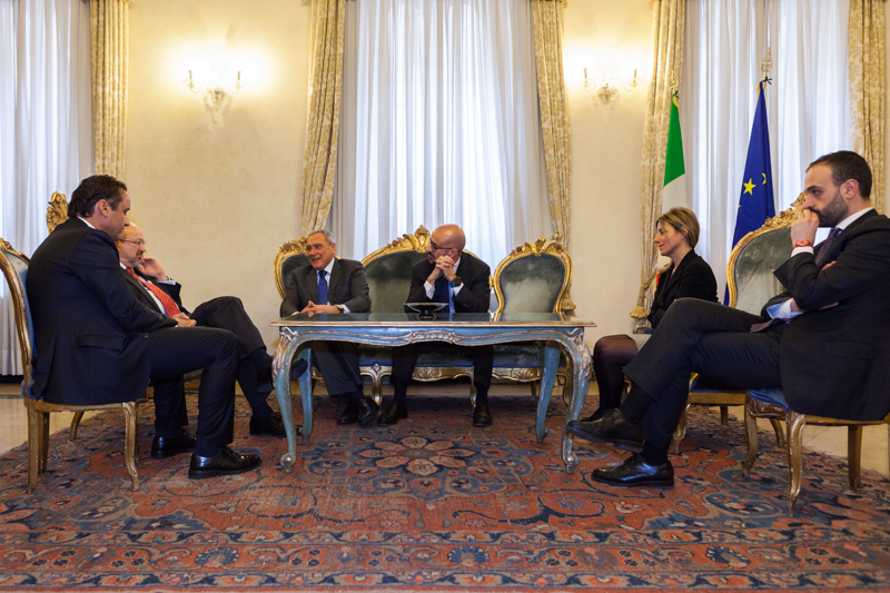 Il Presidente Grasso saluta Lamberto Zannier, Segretario Generale OSCE, e Roberto Montella, Segretario Generale OSCE.