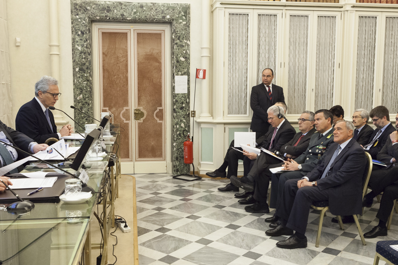 Il Presidente Grasso ascolta l'intervento di Francesco Rutelli, Presidente dell'Associazione 
