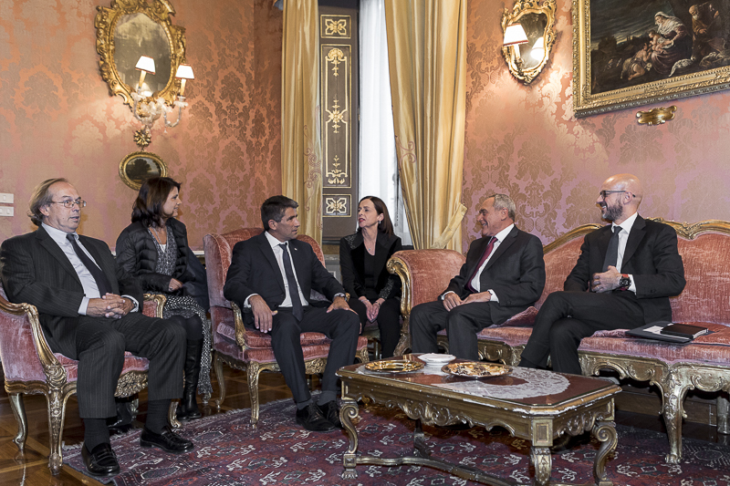 Presidente Grasso e il Presidente Sendic durante i colloqui nella Sala Rossa di Palazzo Giustiniani.