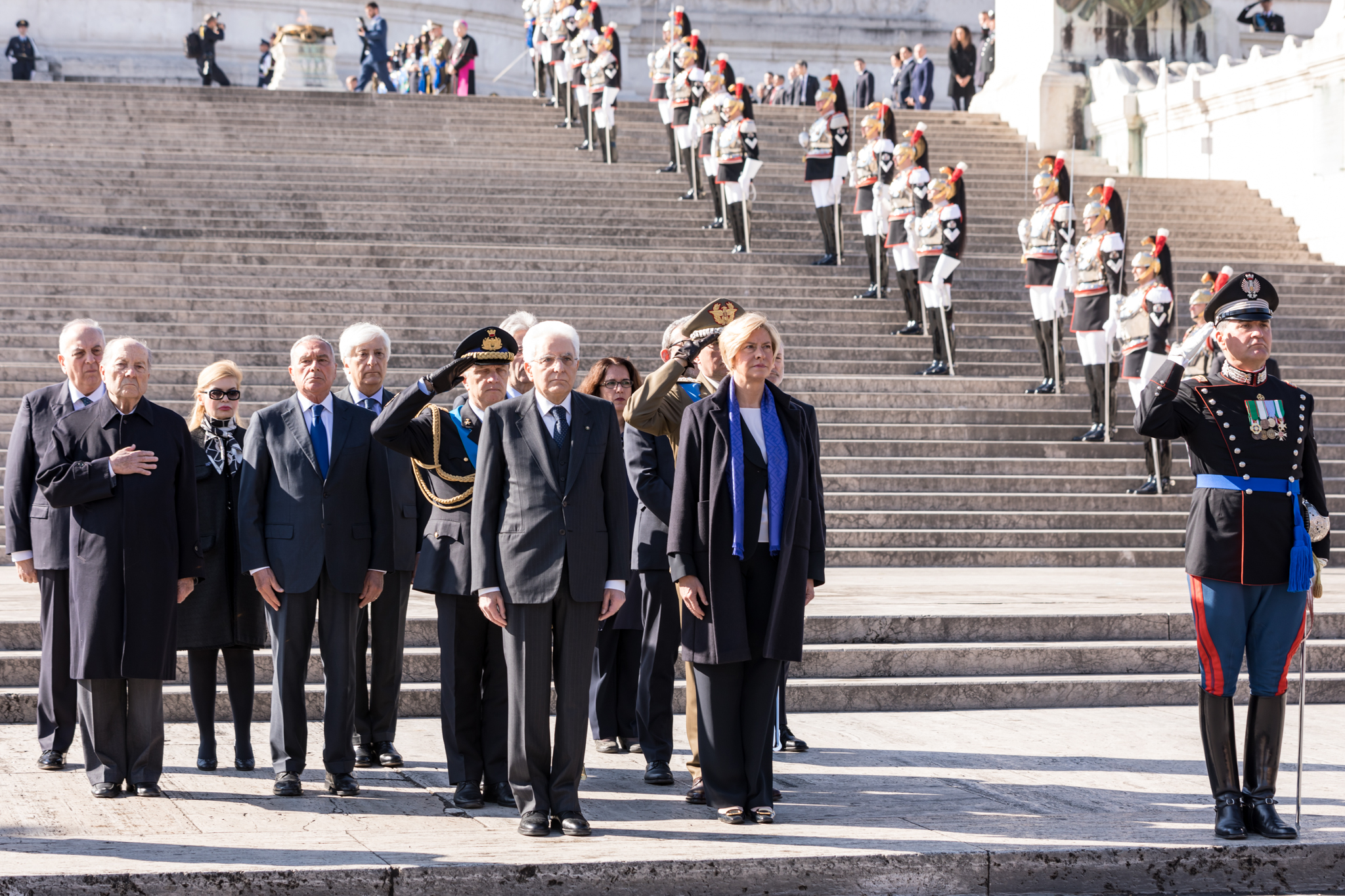 Il Presidente Grasso con il Presidente della Repubblica e le Alte Cariche dello Stato, durante l'esecuzione dell'Inno nazionale